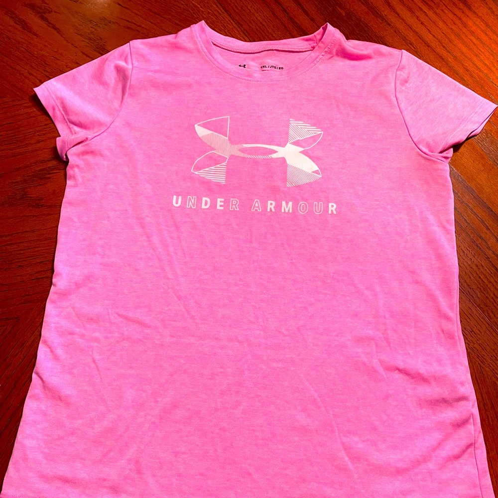 Girls Under Armour, YXL, pink tshirt